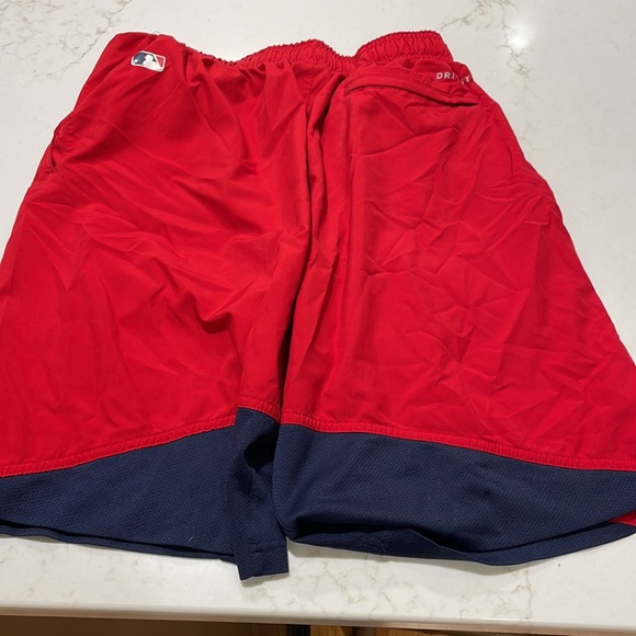 Boston Red Sox - Mens Shorts Small Nike - Picture 5 of 5